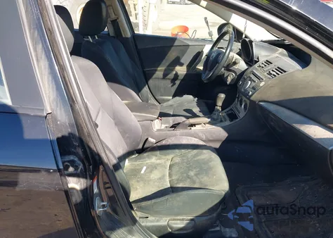 2010 Mazda Mazda3 S Sport z USA, uszkodzony, nr VIN JM1BL1S59A1217377